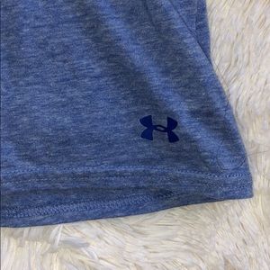 Under Armour Fitted Active Wear :: new without tag